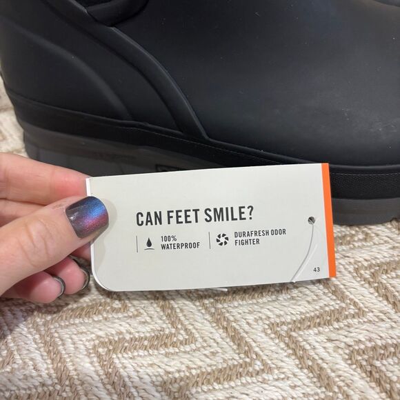 BOGS Amelia Slip On Chelsea Rain Boots NEW - Picture 2 of 7